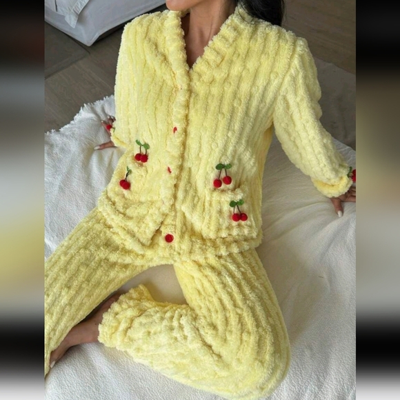 Women Cute 3D Cherry Decoration Fleece Pullover & Pants Pajama Set - Picture 2 of 4